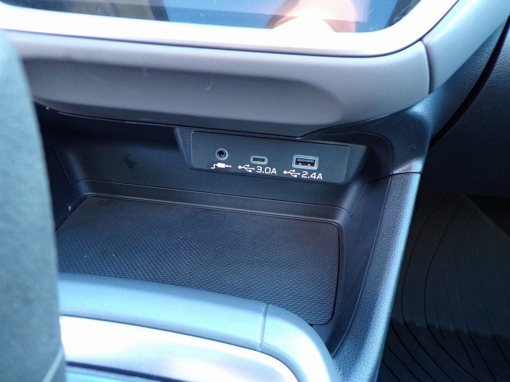 Certified 2025 Subaru Crosstrek 2.0i Premium image 21