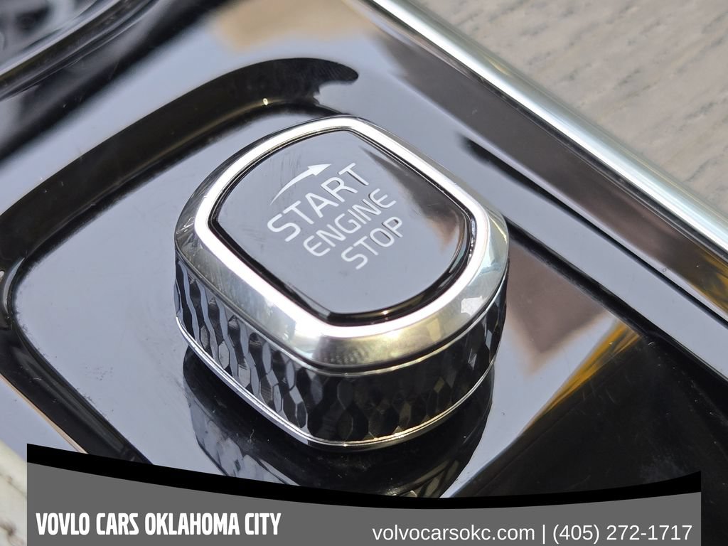 Certified 2023 Volvo XC90 B6 Ultimate w/ Protection Package Premier AWD/4WD image 23