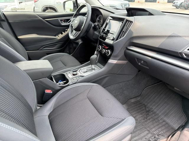 Used 2021 Subaru Forester Premium AWD/4WD image 25