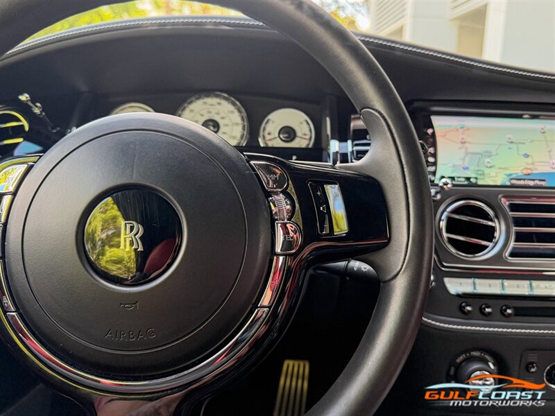 Used 2018 Rolls-Royce Wraith RWD image 33