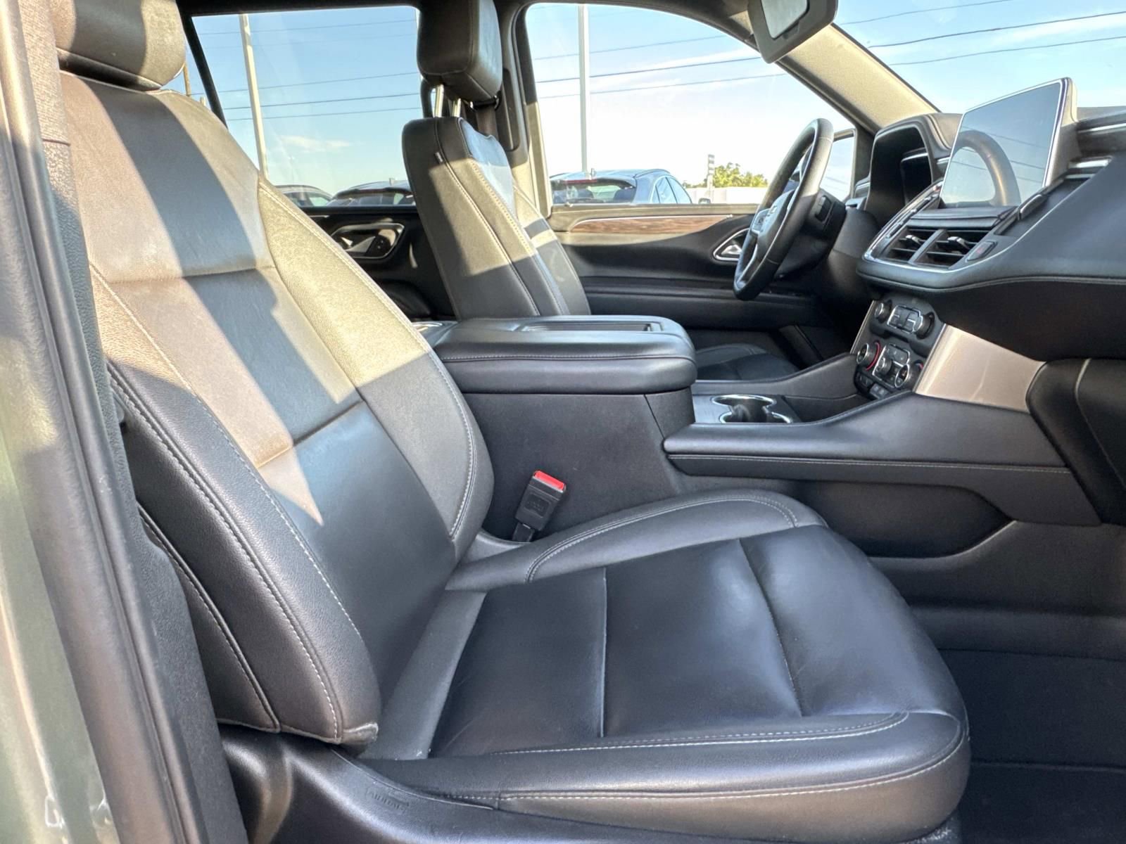Used 2024 Chevrolet Tahoe LT RWD image 13