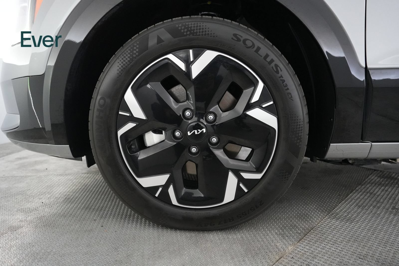 Used 2024 Kia Niro Wind w/ Wind Preserve Package FWD image 19