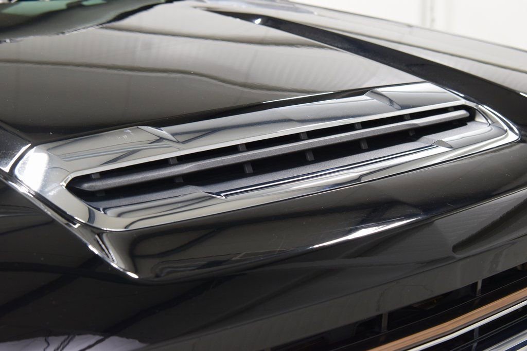 Used 2023 Chevrolet Silverado 2500 High Country w/ Z71 Off-Road Package image 13