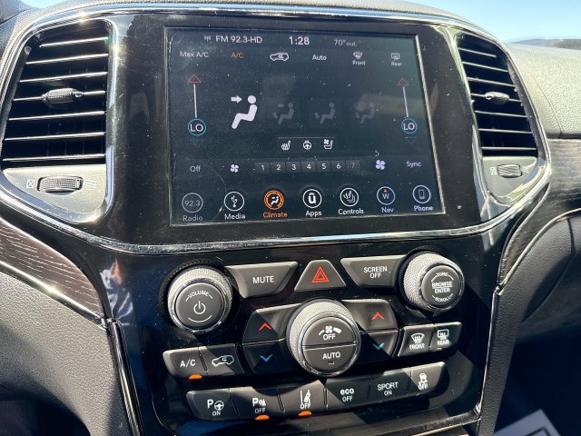 Used 2019 Jeep Grand Cherokee High Altitude AWD/4WD image 19