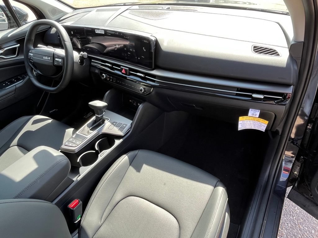 New 2026 Kia Sportage SX FWD image 17