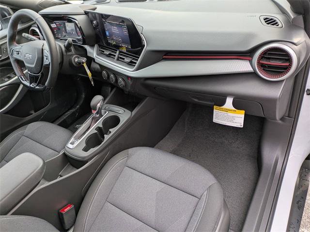 New 2026 Chevrolet Trax RS w/ Sunroof Package image 28