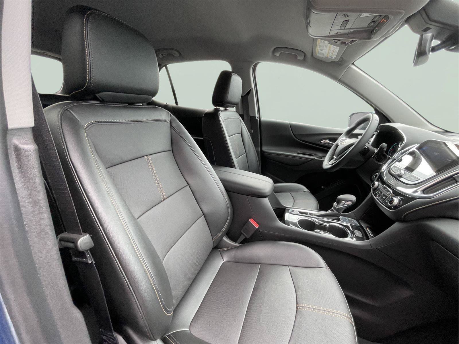 Used 2024 Chevrolet Equinox Premier w/ LPO, Floor Liner Package AWD/4WD image 21