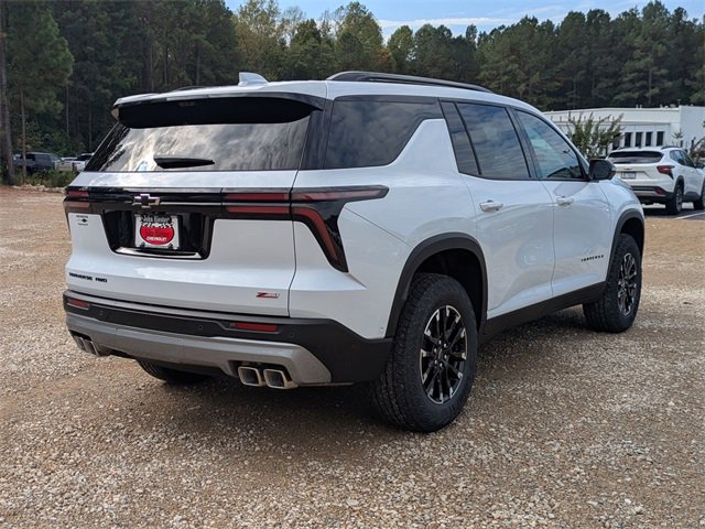 New 2026 Chevrolet Traverse Z71 w/ Enhanced Driving Package image 2