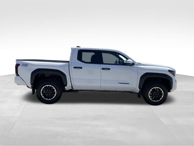 Used 2024 Toyota Tacoma TRD Off-Road AWD/4WD video 2