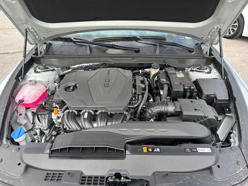Used 2026 Hyundai Sonata SE FWD image 27