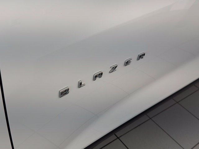 Used 2023 Chevrolet Blazer LT AWD/4WD image 38