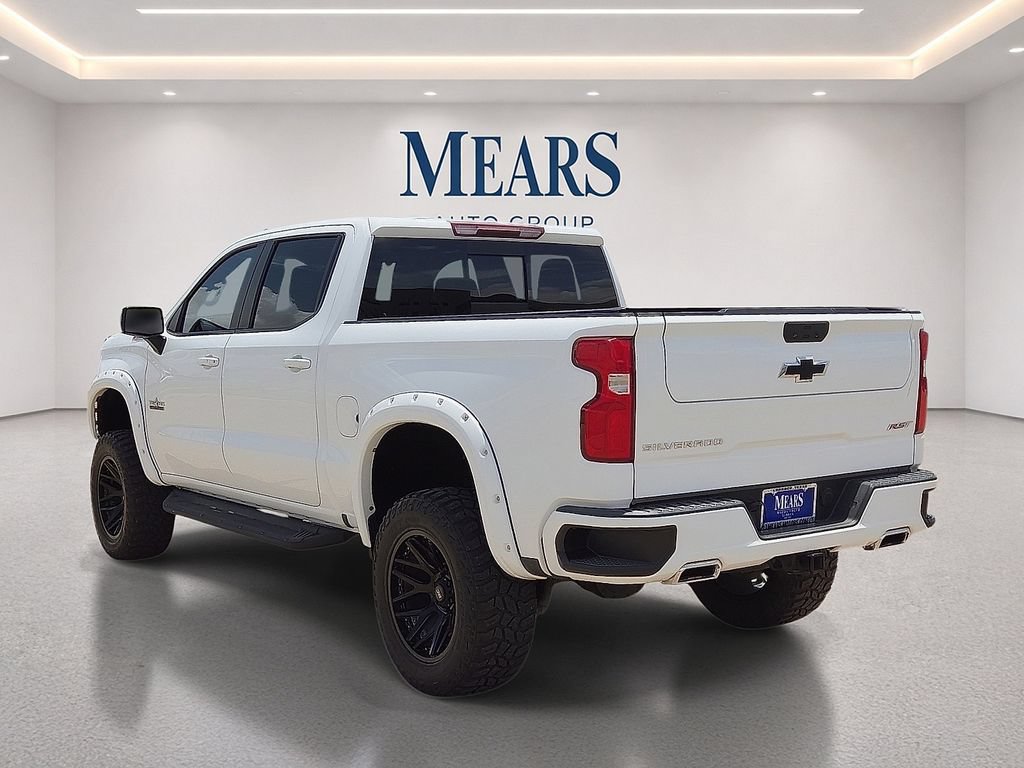 Used 2021 Chevrolet Silverado 1500 RST w/ Texas Edition Plus AWD/4WD image 3