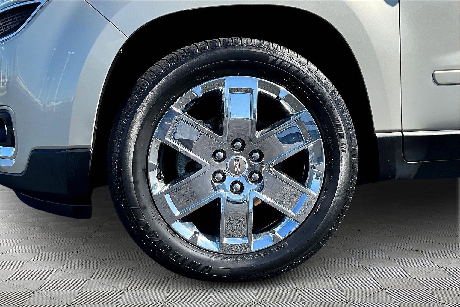 Used 2017 GMC Acadia Limited SLT image 35