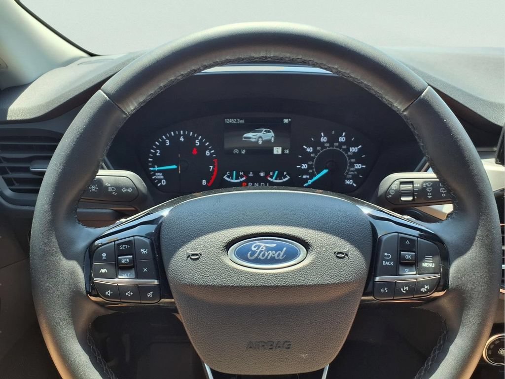 Used 2022 Ford Escape SE w/ SE Sport Appearance Package AWD/4WD image 29