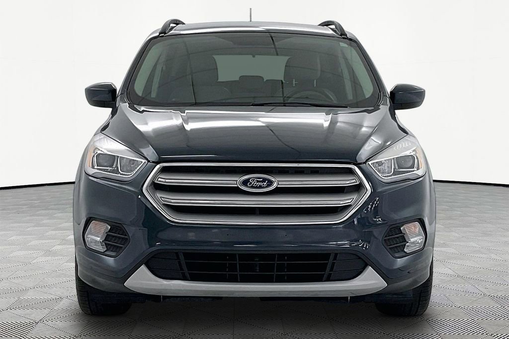 Used 2019 Ford Escape SEL image 2