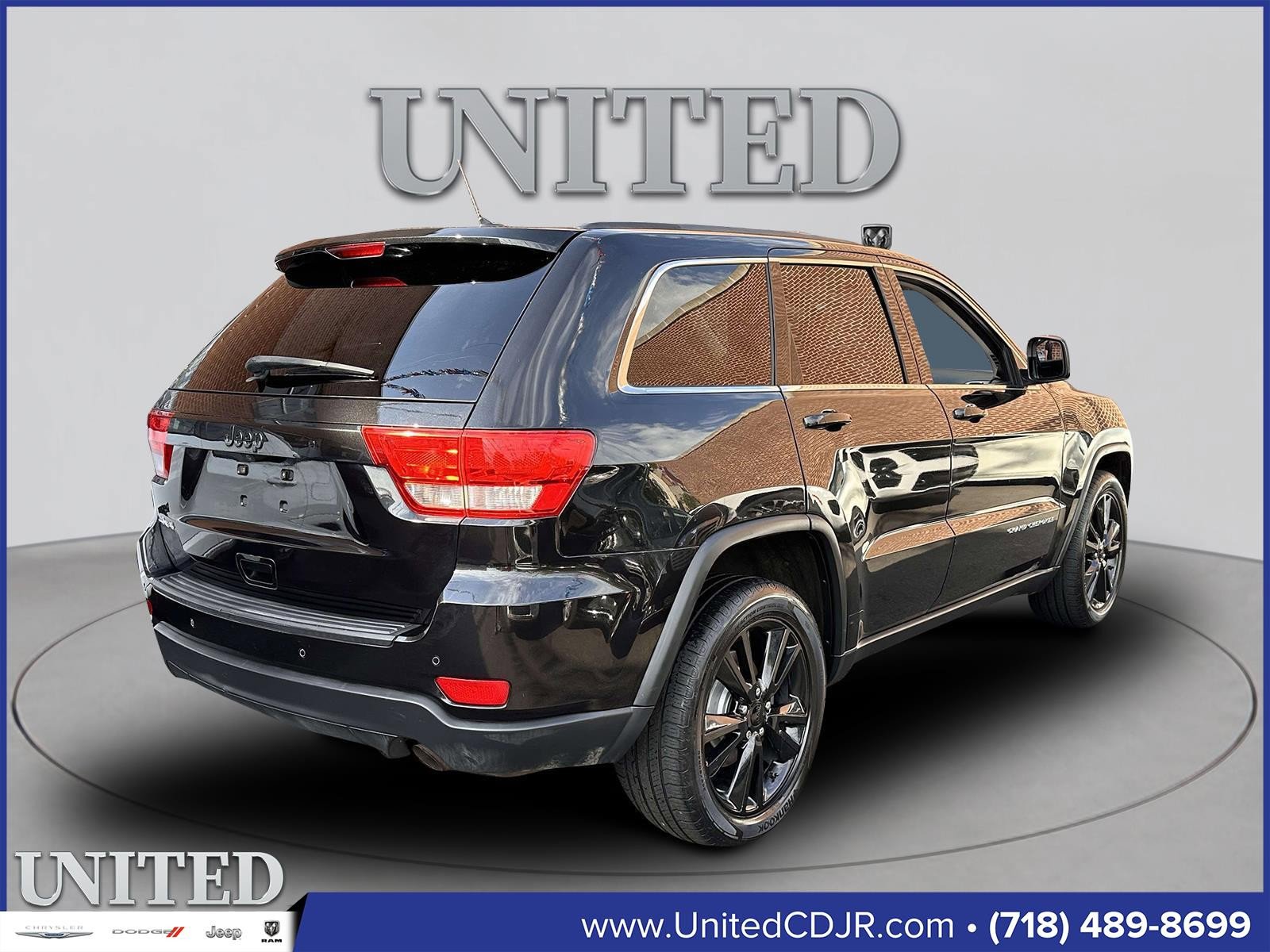 Used 2012 Jeep Grand Cherokee Altitude video 2