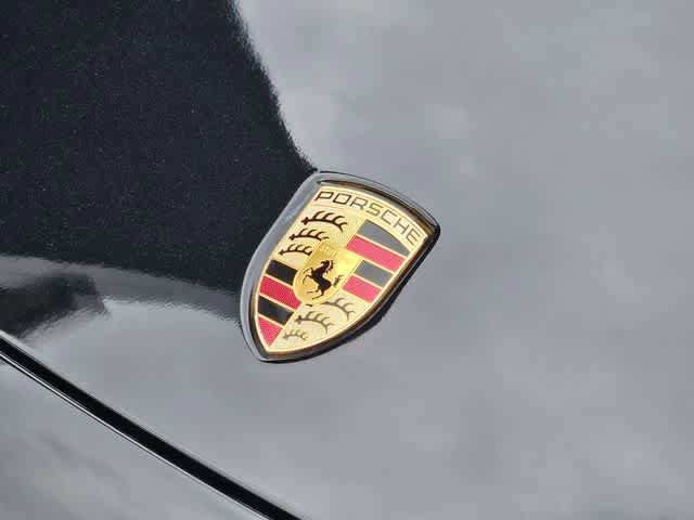 Used 2023 Porsche Cayenne S Platinum w/ Premium Package Plus image 11