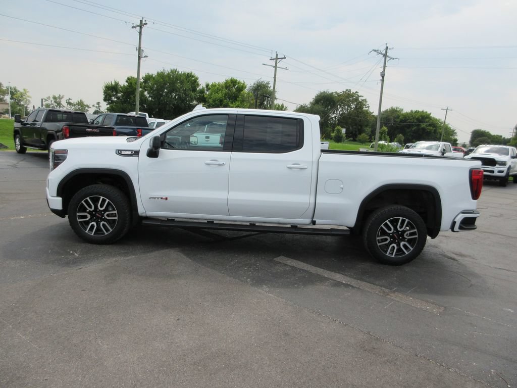 Certified 2022 GMC Sierra 1500 AT4 w/ AT4 Preferred Package AWD/4WD image 11