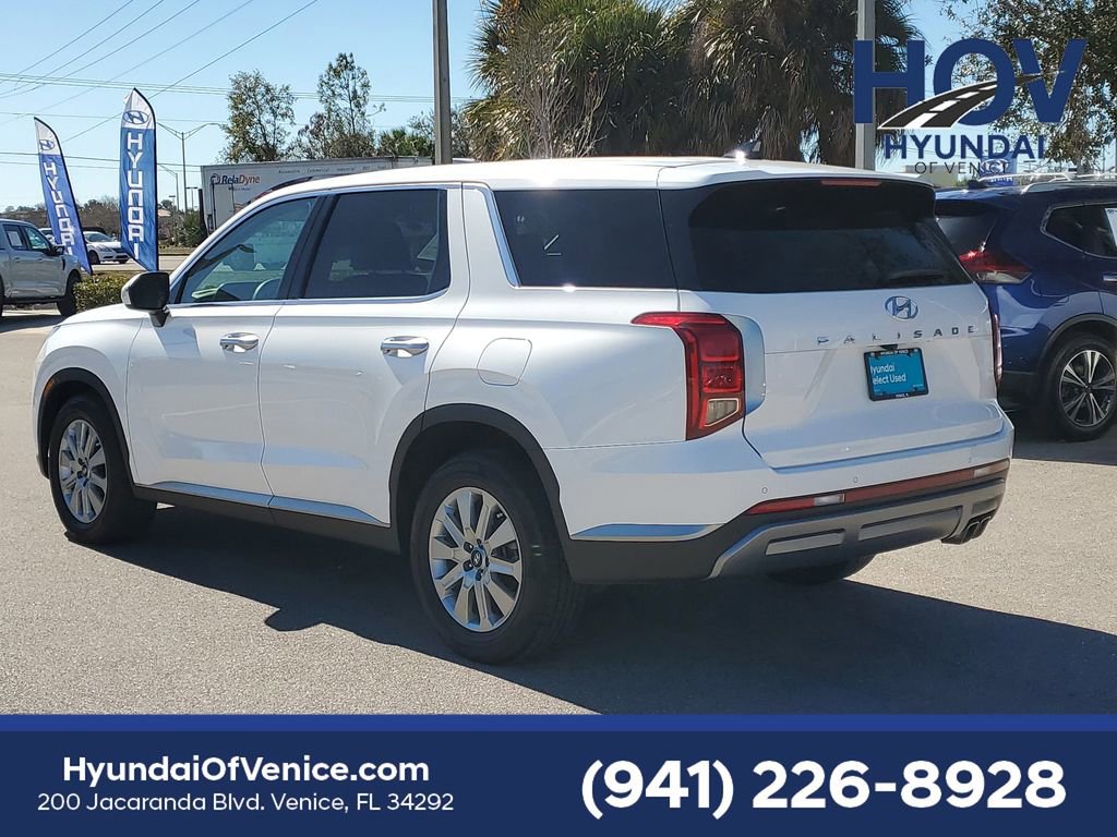 Used 2023 Hyundai Palisade SE image 9