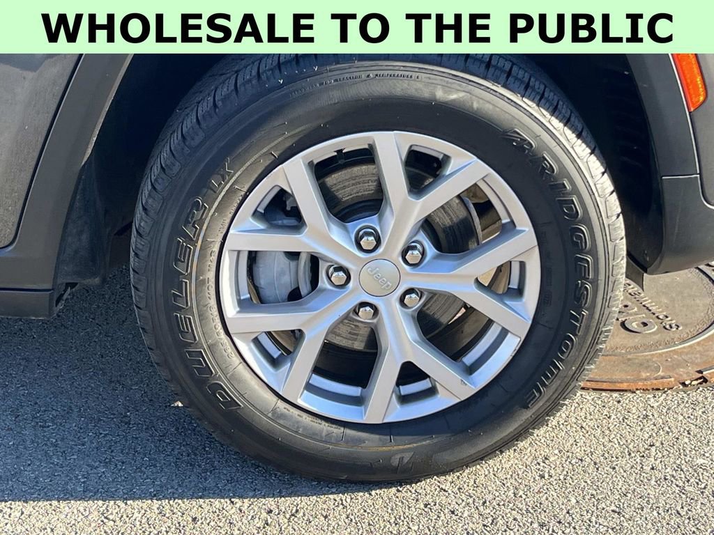 Used 2022 Jeep Grand Cherokee Limited image 11