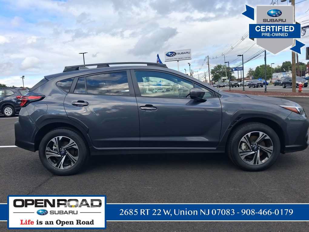 Used 2025 Subaru Crosstrek 2.5i Premium AWD/4WD image 2