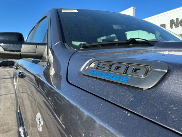 New 2026 RAM 1500 4x4 Crew Cab image 14