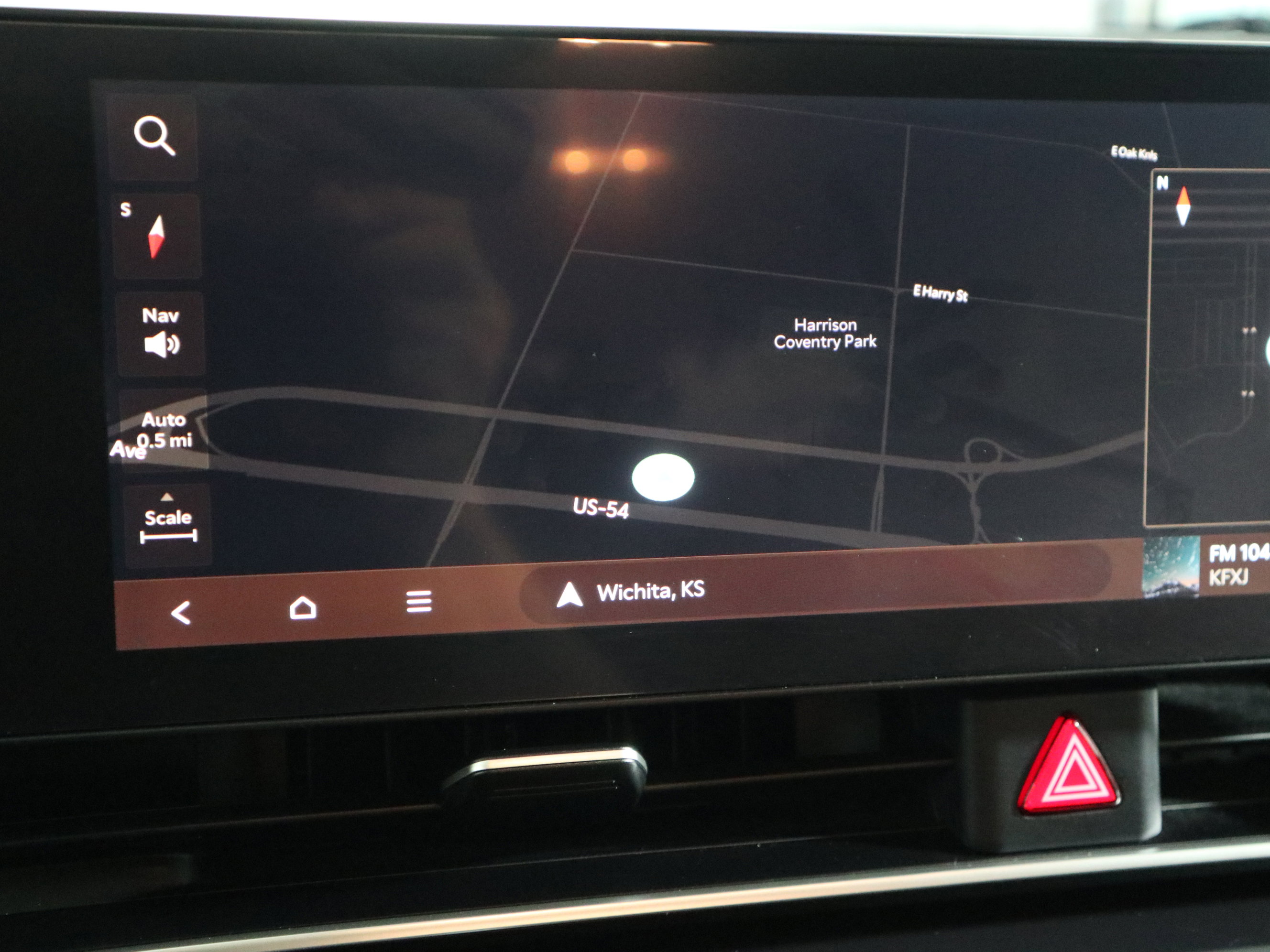 Used 2025 Kia Carnival image 23