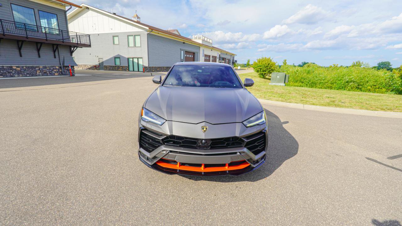 Used 2022 Lamborghini Urus AWD/4WD image 18