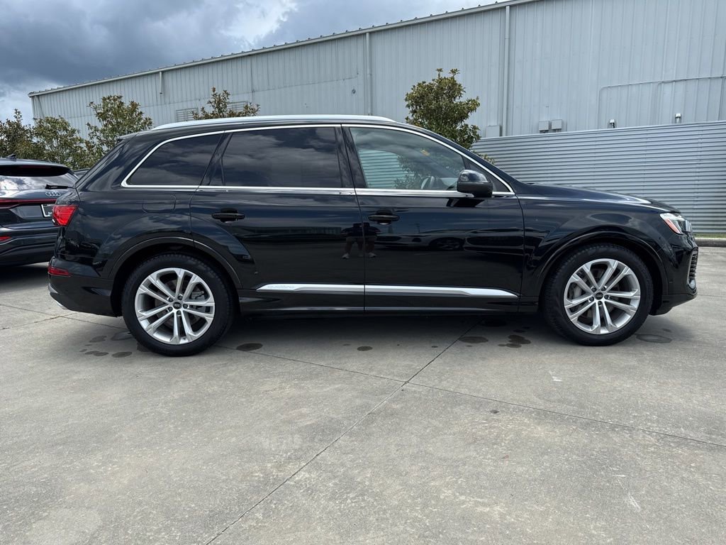 Used 2025 Audi Q7 3.0T Prestige w/ Prestige Package image 4