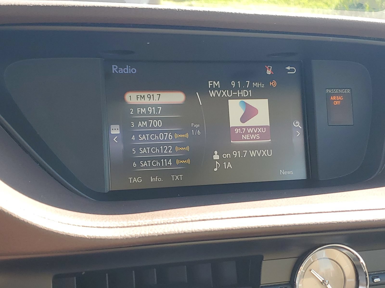 Used 2017 Lexus ES 350 w/ Premium Package FWD image 26