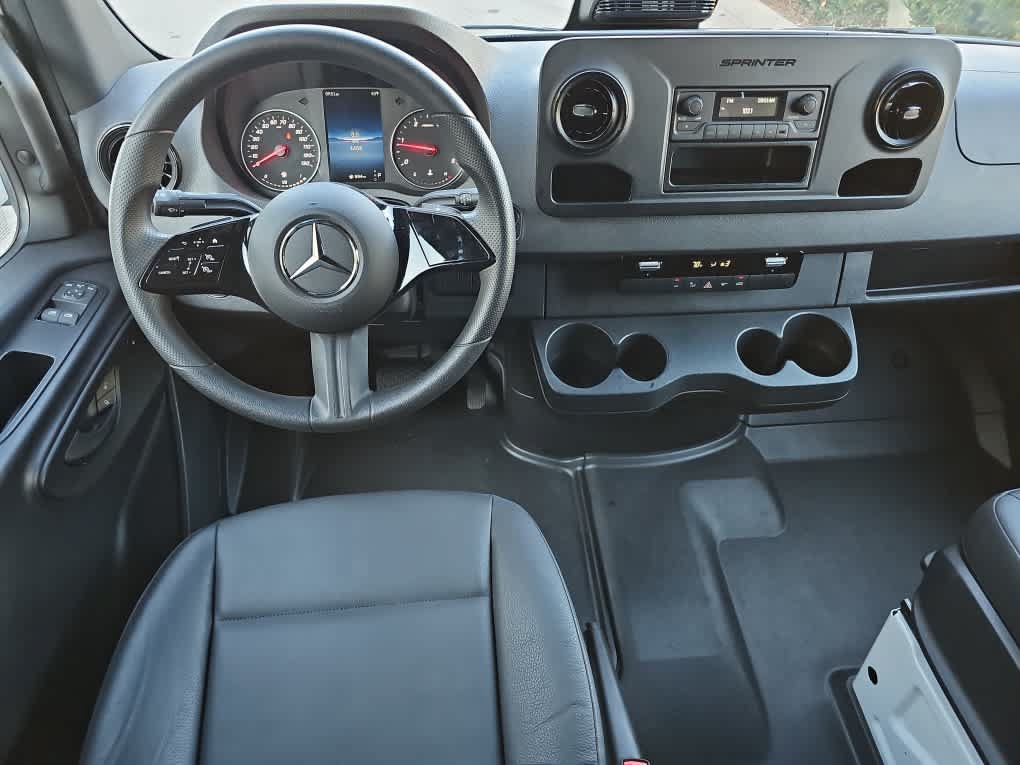 Used 2026 Mercedes-Benz Sprinter 2500 image 7