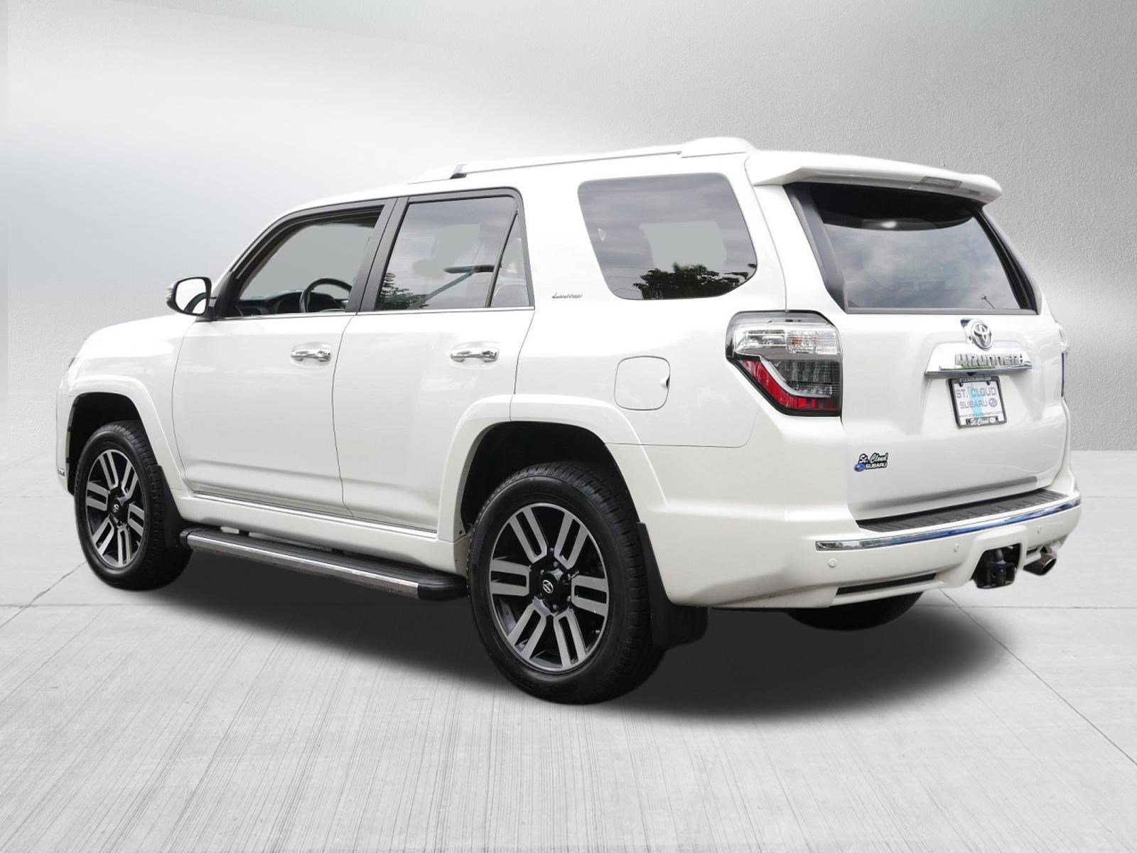 Used 2018 Toyota 4Runner Limited AWD/4WD image 5