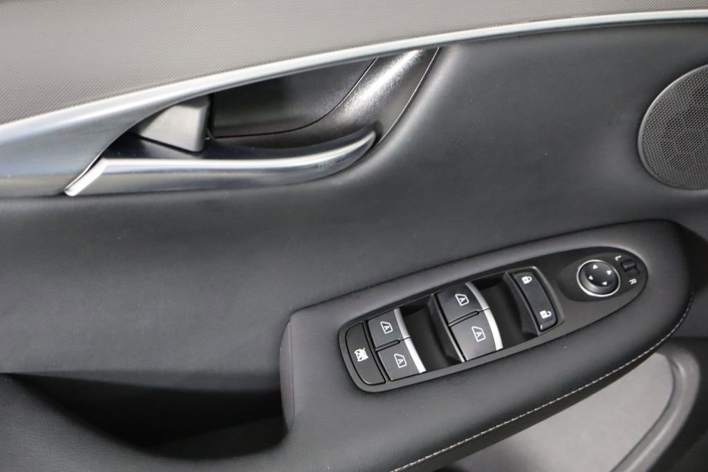 Used 2022 INFINITI QX50 Pure image 22