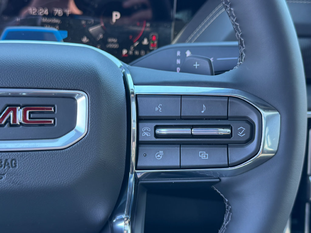 New 2026 GMC Yukon Elevation w/ Elevation Premium Package AWD/4WD image 28