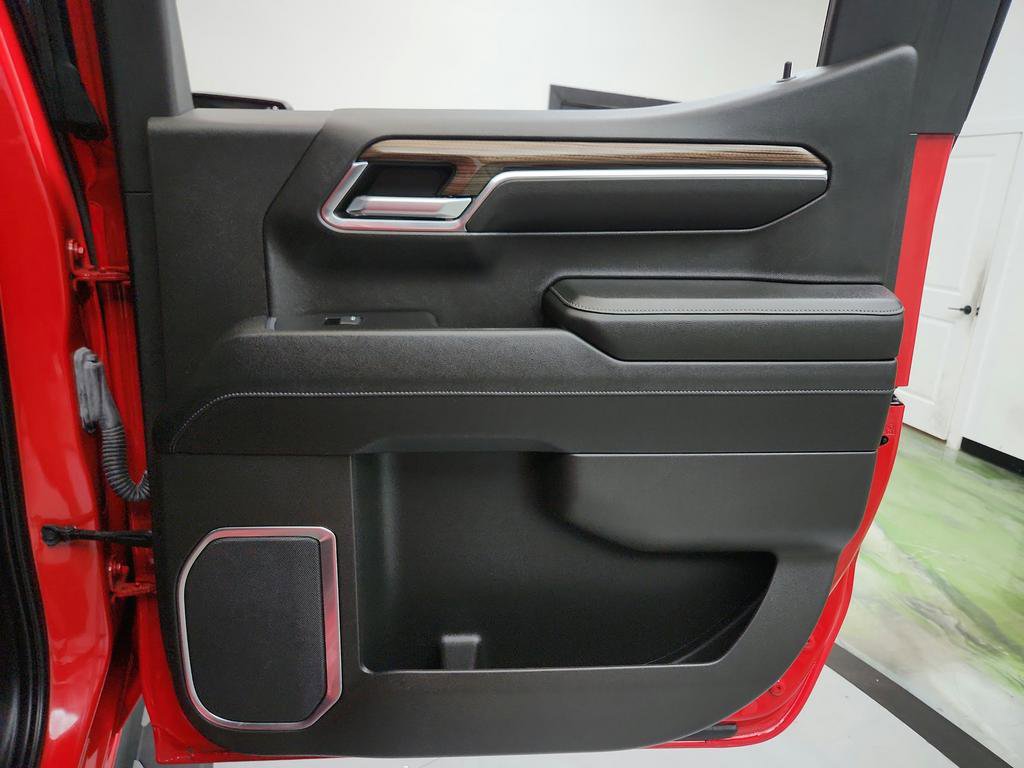 Used 2024 Chevrolet Silverado 1500 LT Trail Boss w/ LT Trail Boss Premium Package image 38