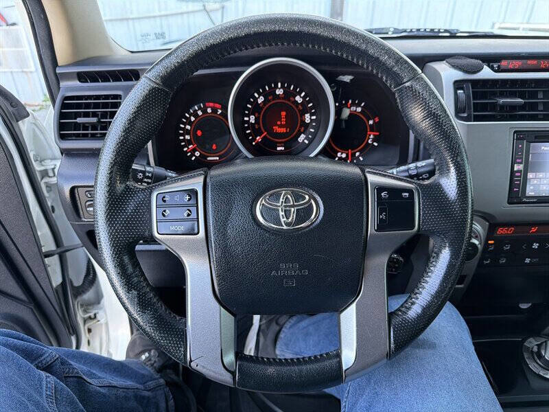 Used 2010 Toyota 4Runner Limited AWD/4WD image 28