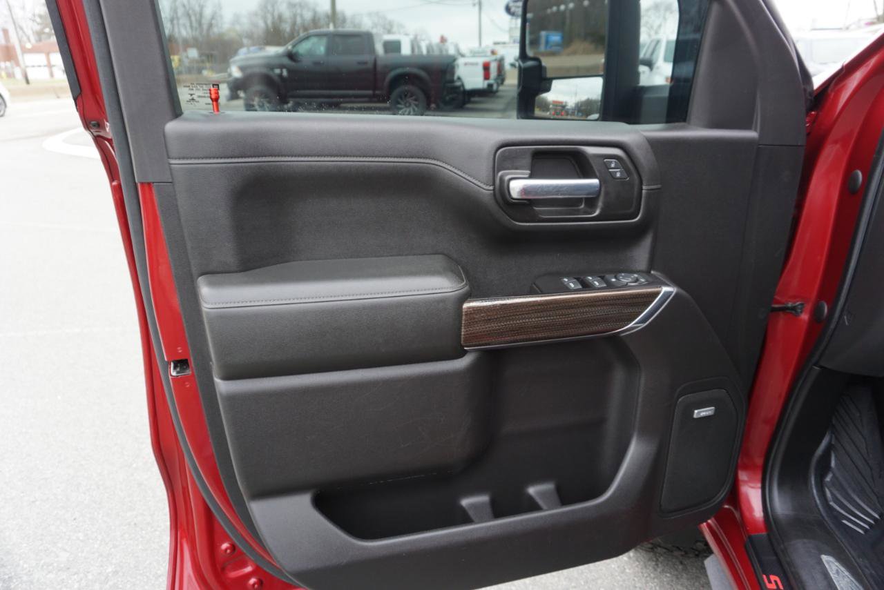 Used 2020 Chevrolet Silverado 1500 RST AWD/4WD image 17