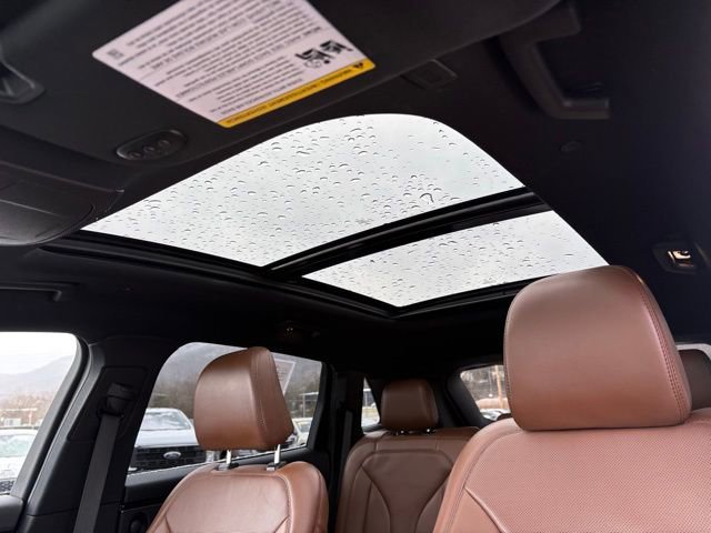 Used 2023 Lincoln Nautilus Reserve image 29