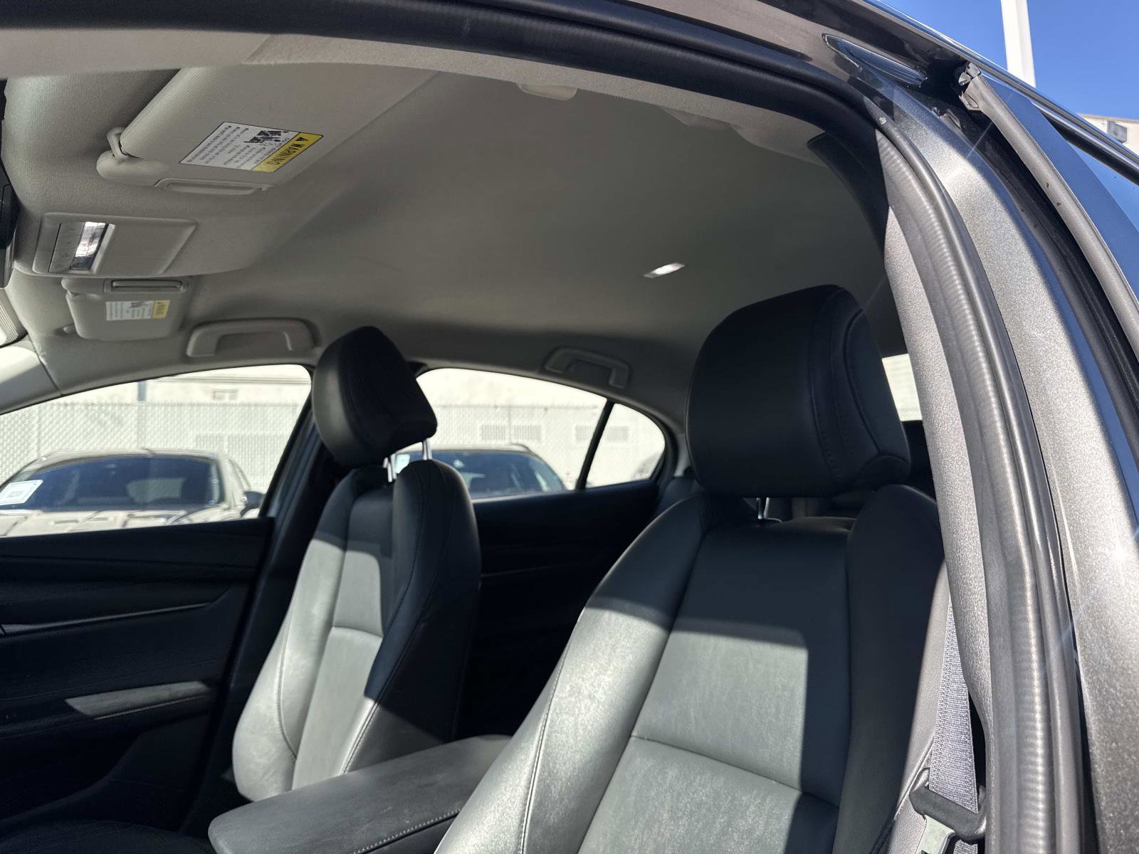 Used 2023 MAZDA MAZDA3 s image 17