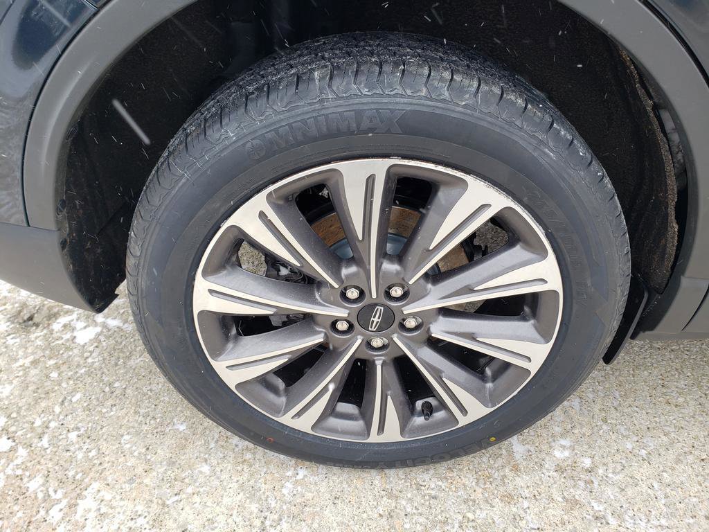 Used 2021 Lincoln Corsair Reserve w/ Elements Package image 44