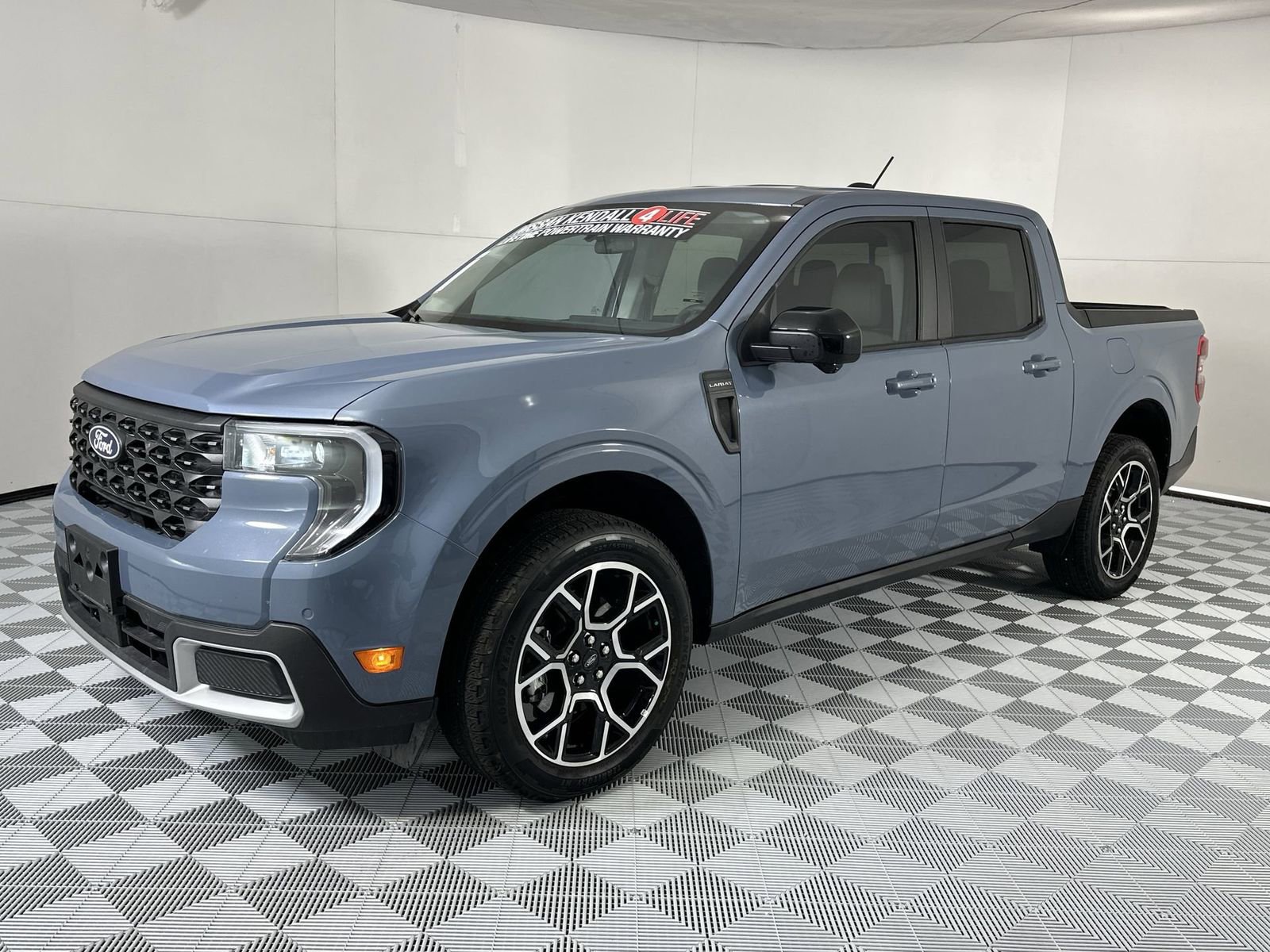 Used 2025 Ford Maverick Lariat w/ 4K Tow Package image 4