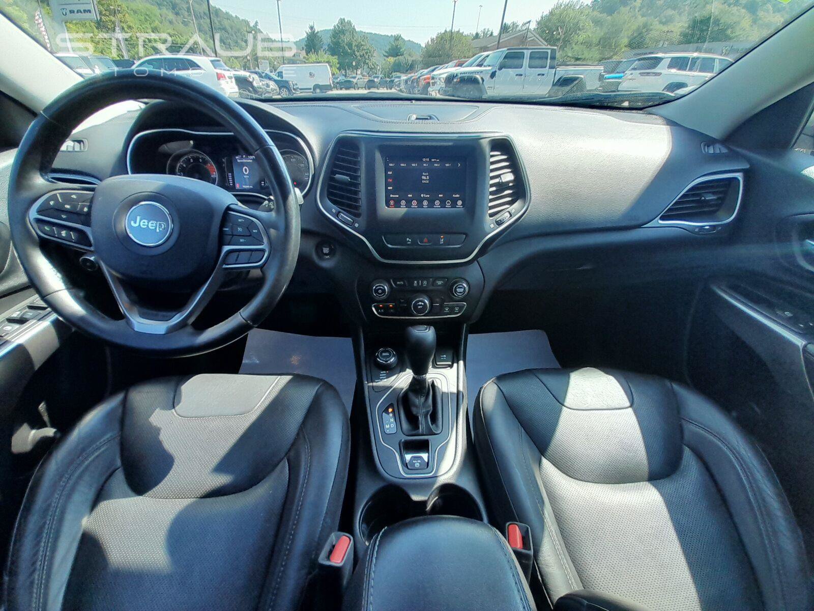 Used 2020 Jeep Cherokee Latitude Lux w/ Quick Order Package 26H Lux AWD/4WD image 46