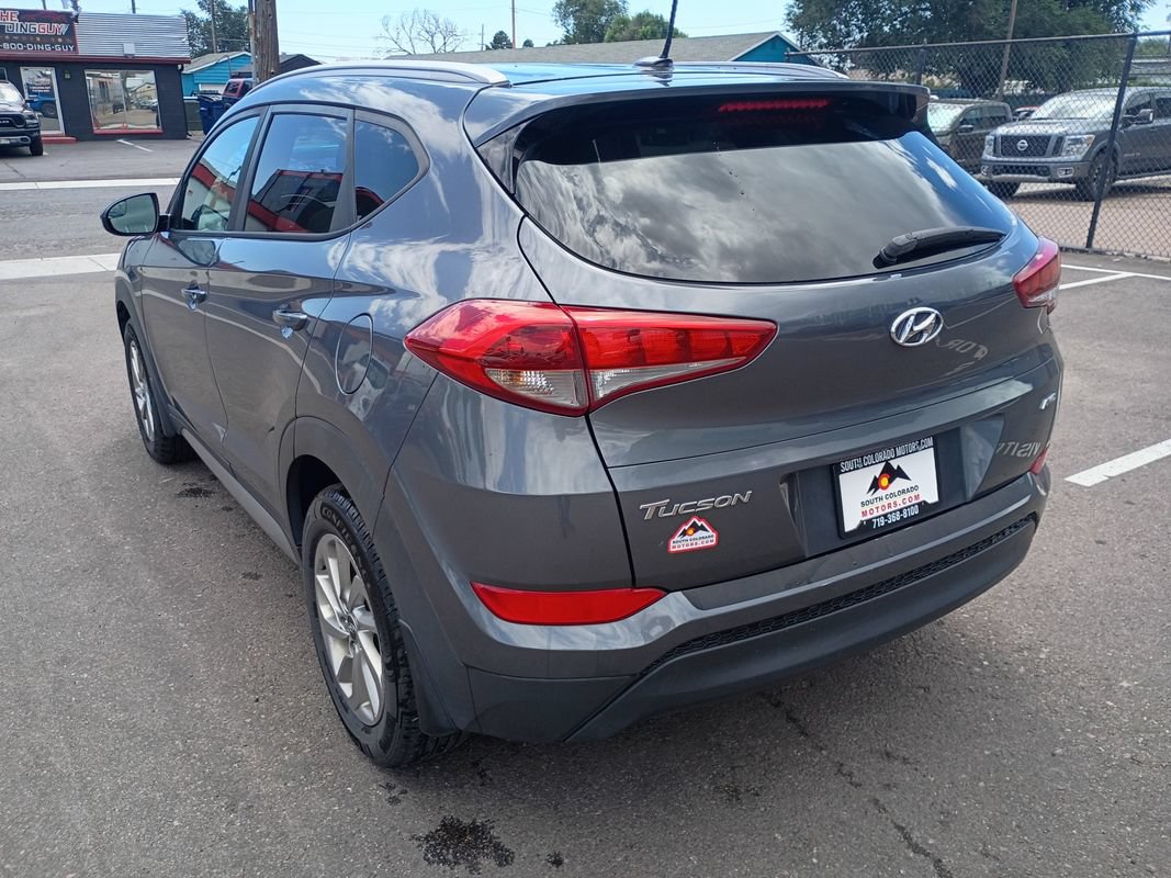 Used 2017 Hyundai Tucson SE w/ SE Popular Package 02 AWD/4WD image 5