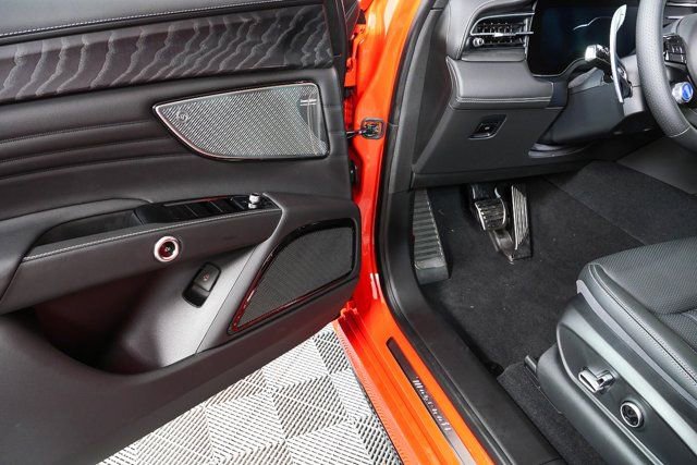 New 2026 Maserati Grecale Modena image 9