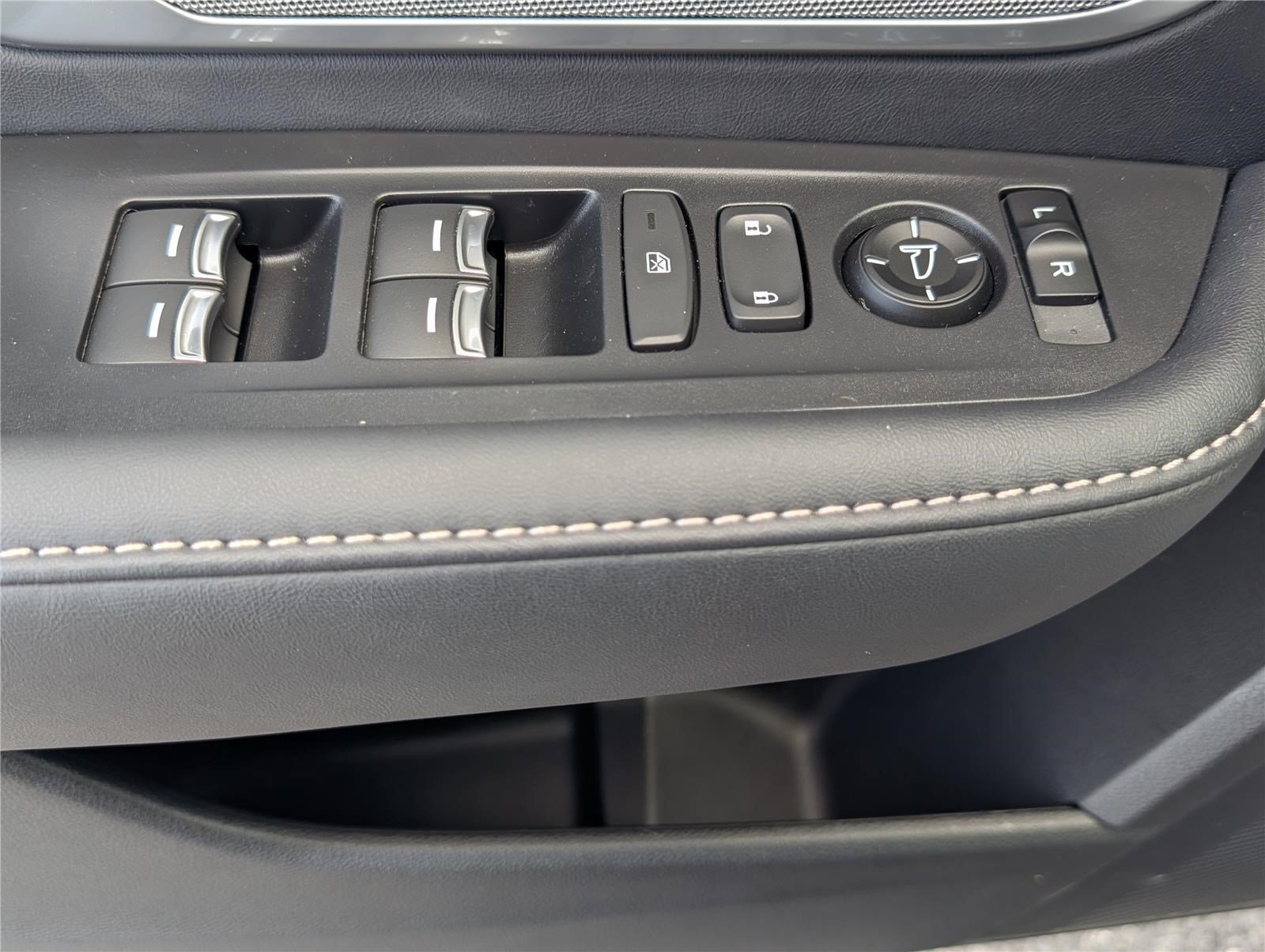 Used 2024 Acura RDX SH-AWD w/ Technology Package image 19