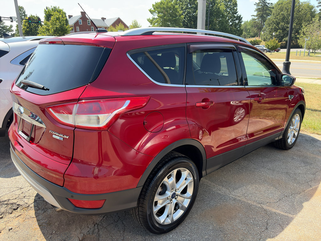 Used 2014 Ford Escape Titanium w/ Equipment Group 401A AWD/4WD image 2