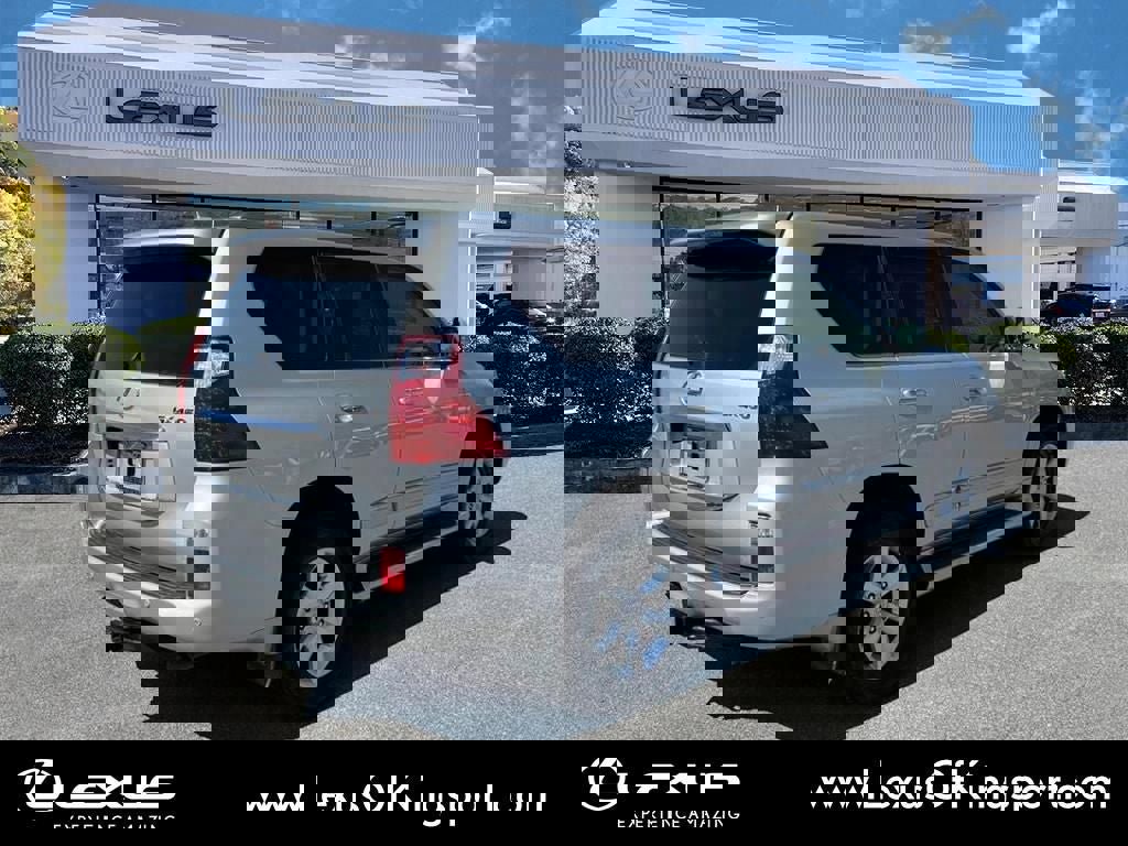 Used 2013 Lexus GX 460 w/ Comfort Plus Pkg image 5