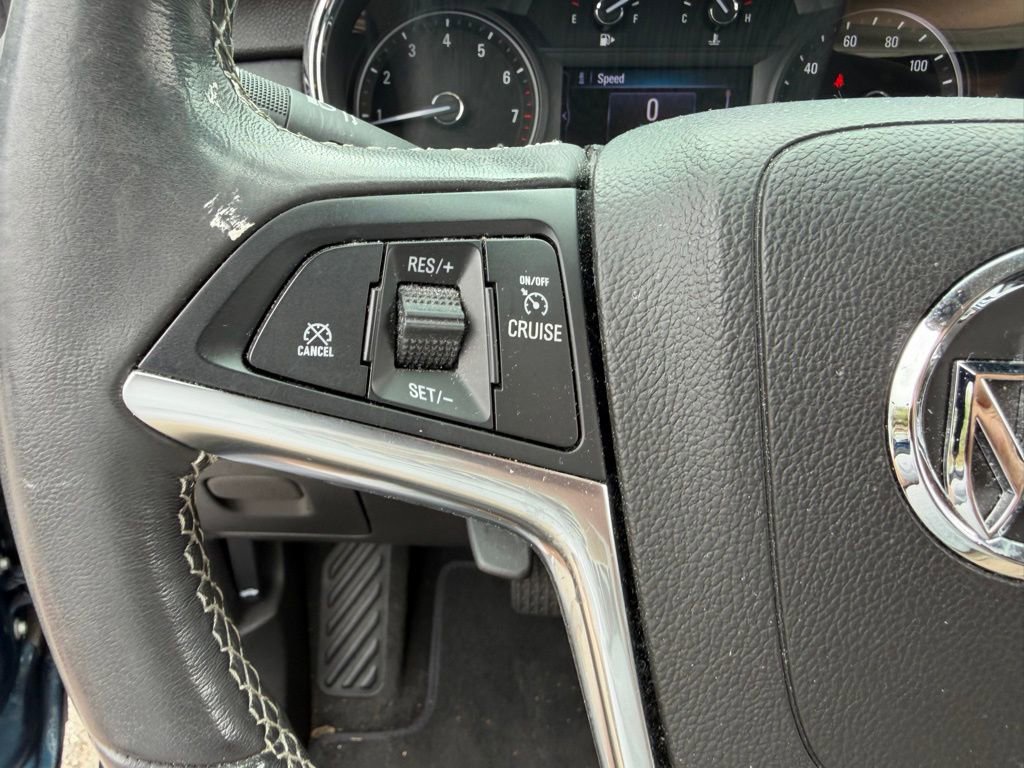 Used 2020 Buick Encore Preferred w/ Safety Package FWD image 31