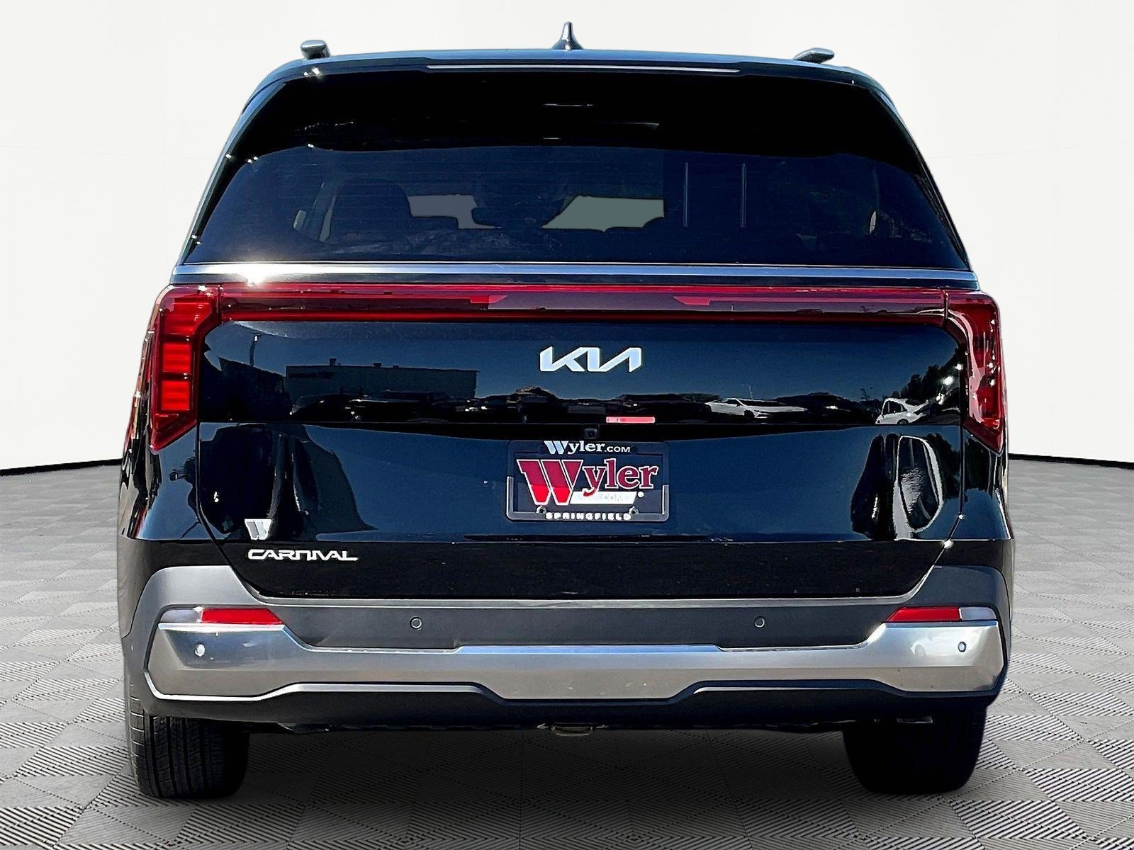 New 2027 Kia Carnival SX FWD image 5