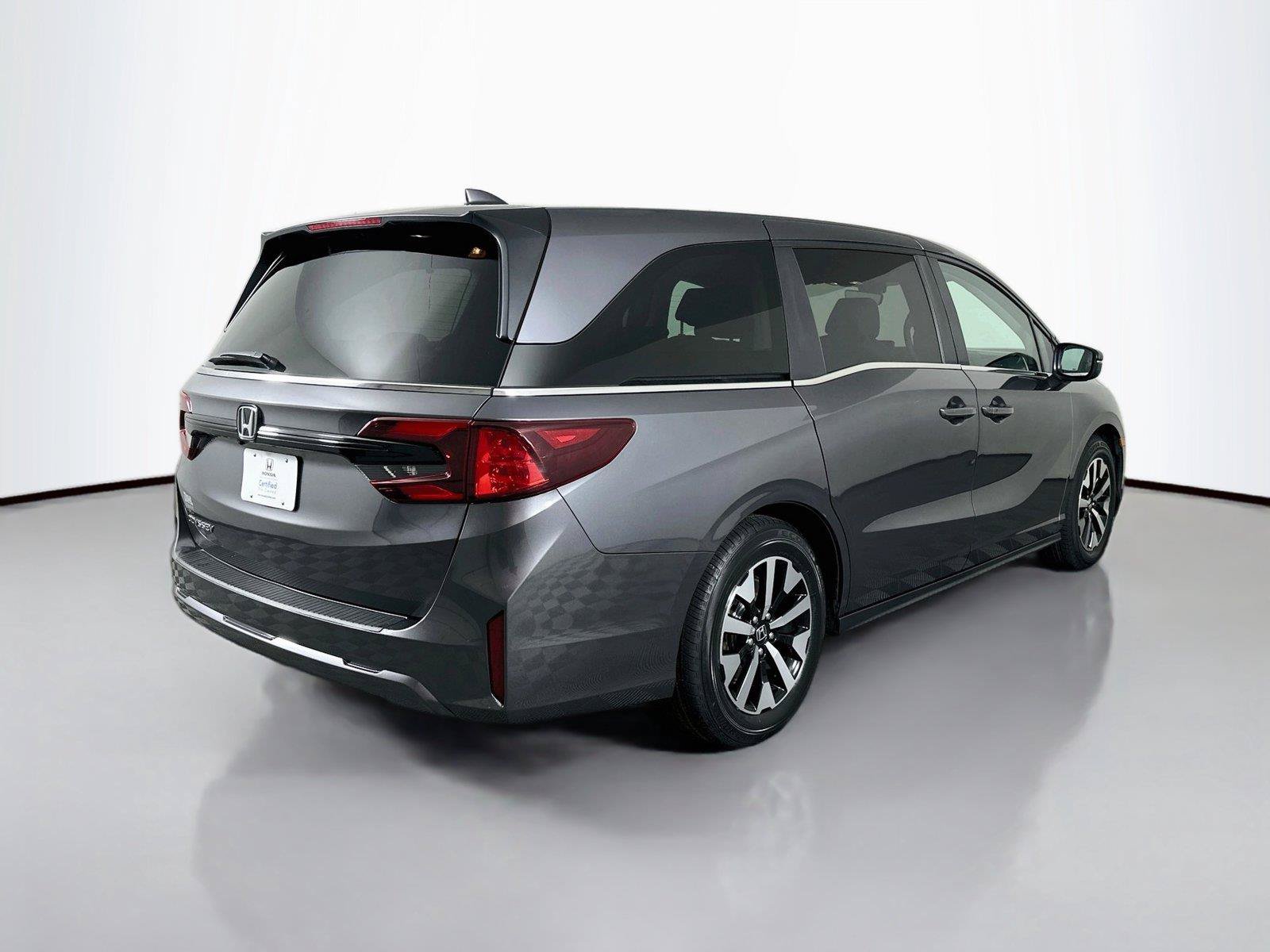 Certified 2025 Honda Odyssey EX-L image 13
